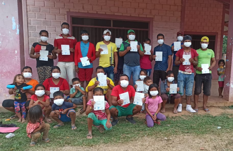 Indígenas del pueblo Araona obtienen sus certificados de nacimiento
